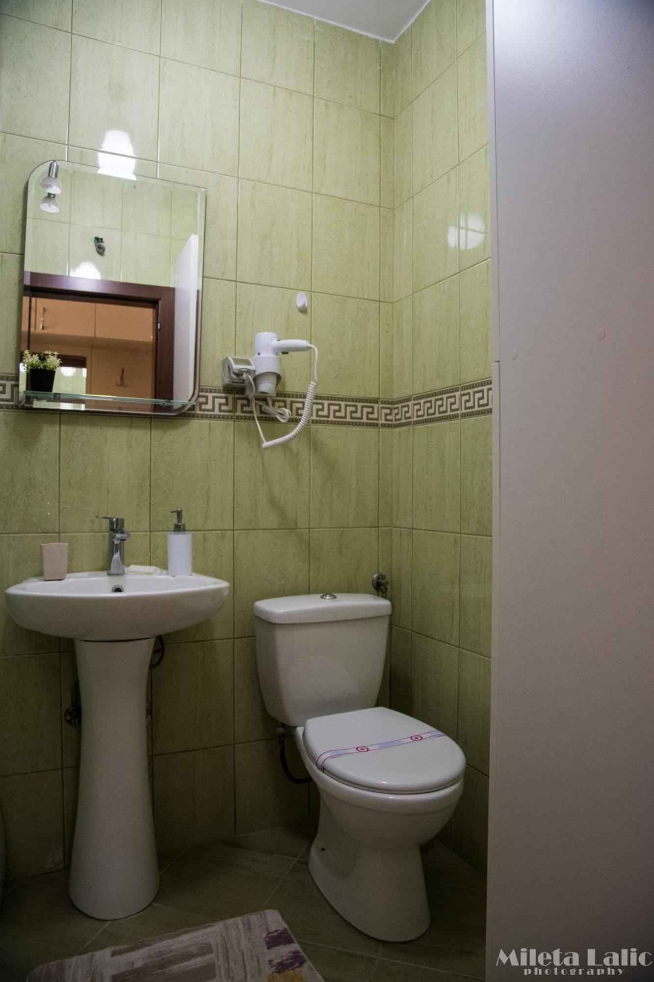 Sunny 412 Apartment Podgorica Ngoại thất bức ảnh